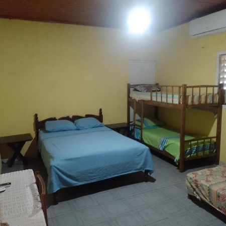 Casa De Huespedes En Posadas Luaran gambar